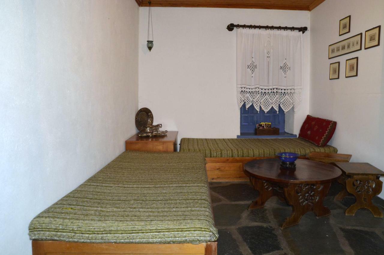 Maison d'hôtes Petroto House à Fragkades Extérieur photo
